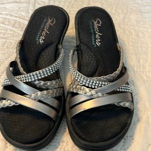 Skechers Size 6 Sandals